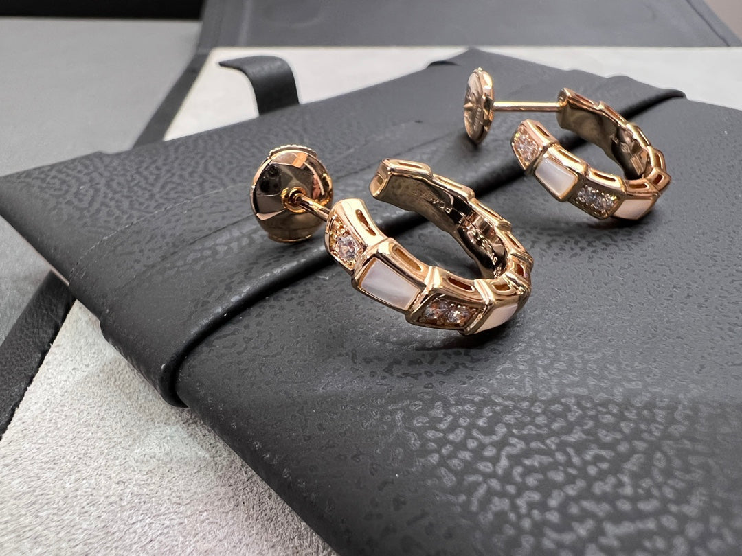 LUXEIFY SERPENTI MOP PINK GOLD EARRINGS