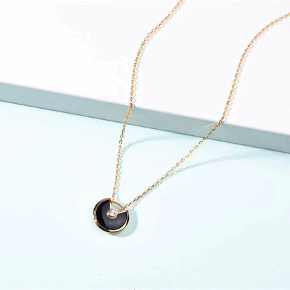 LUXEIFY AMULETTE GOLD CARNELIAN ONYX NECKLACE