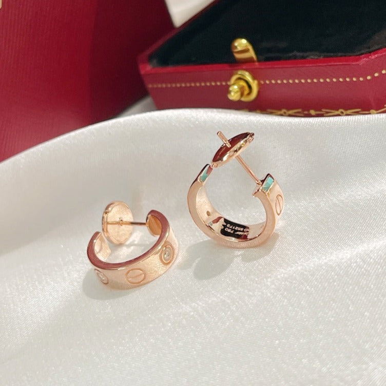 LUXEIFY LOVE EARRINGS 5.7MM 2 DIAMONDS