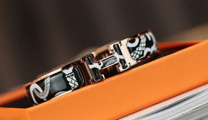 LUXEIFY H TARTAN BRACELET 12MM