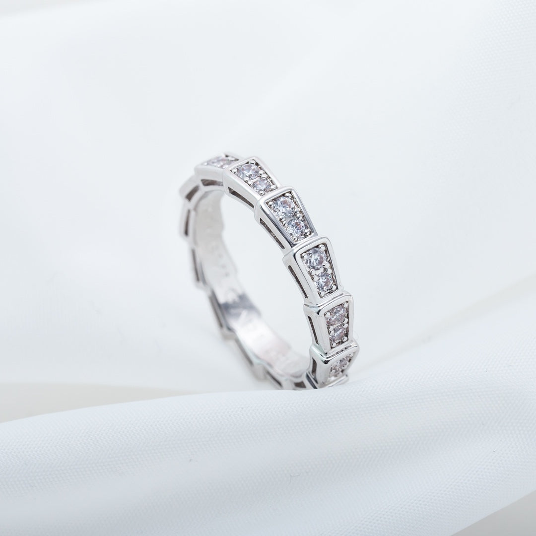 LUXEIFY SERPENTI RING SILVER DIAMOND PAVED 3MM