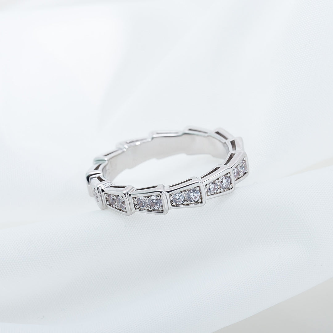LUXEIFY SERPENTI RING SILVER DIAMOND PAVED 3MM