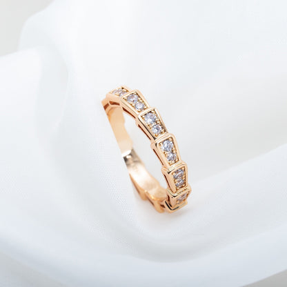 LUXEIFY SERPENTI RING PINK GOLD DIAMOND PAVED 3MM