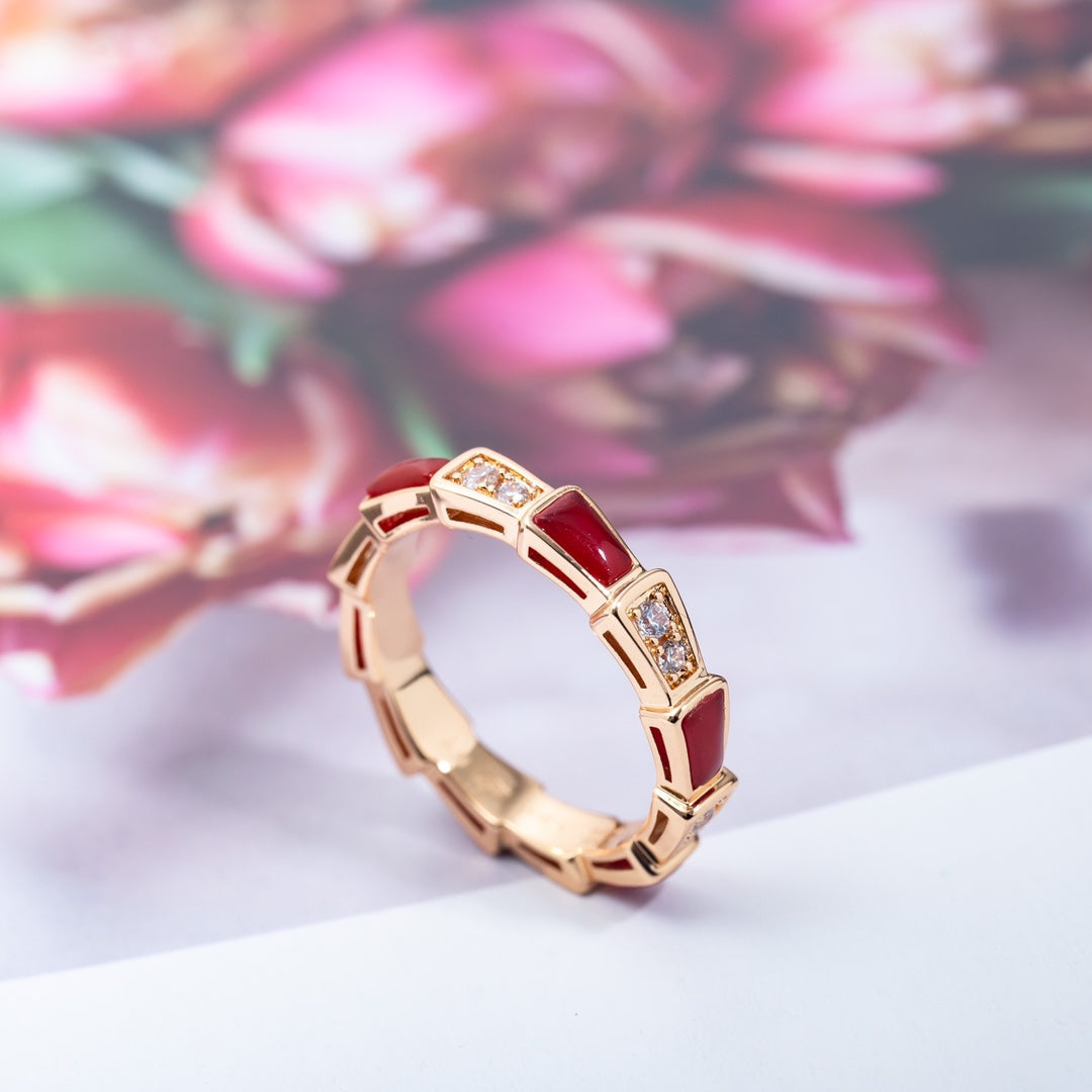 LUXEIFY SERPENTI RING PINK GOLD CARNELIAN DIAMOND 3MM