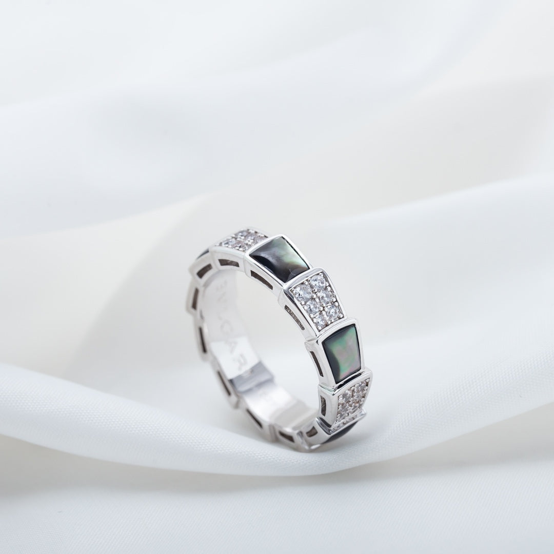 ANILLO LUXEIFY SERPENTI PLATA DIAMANTE NEGRO MOP 4MM