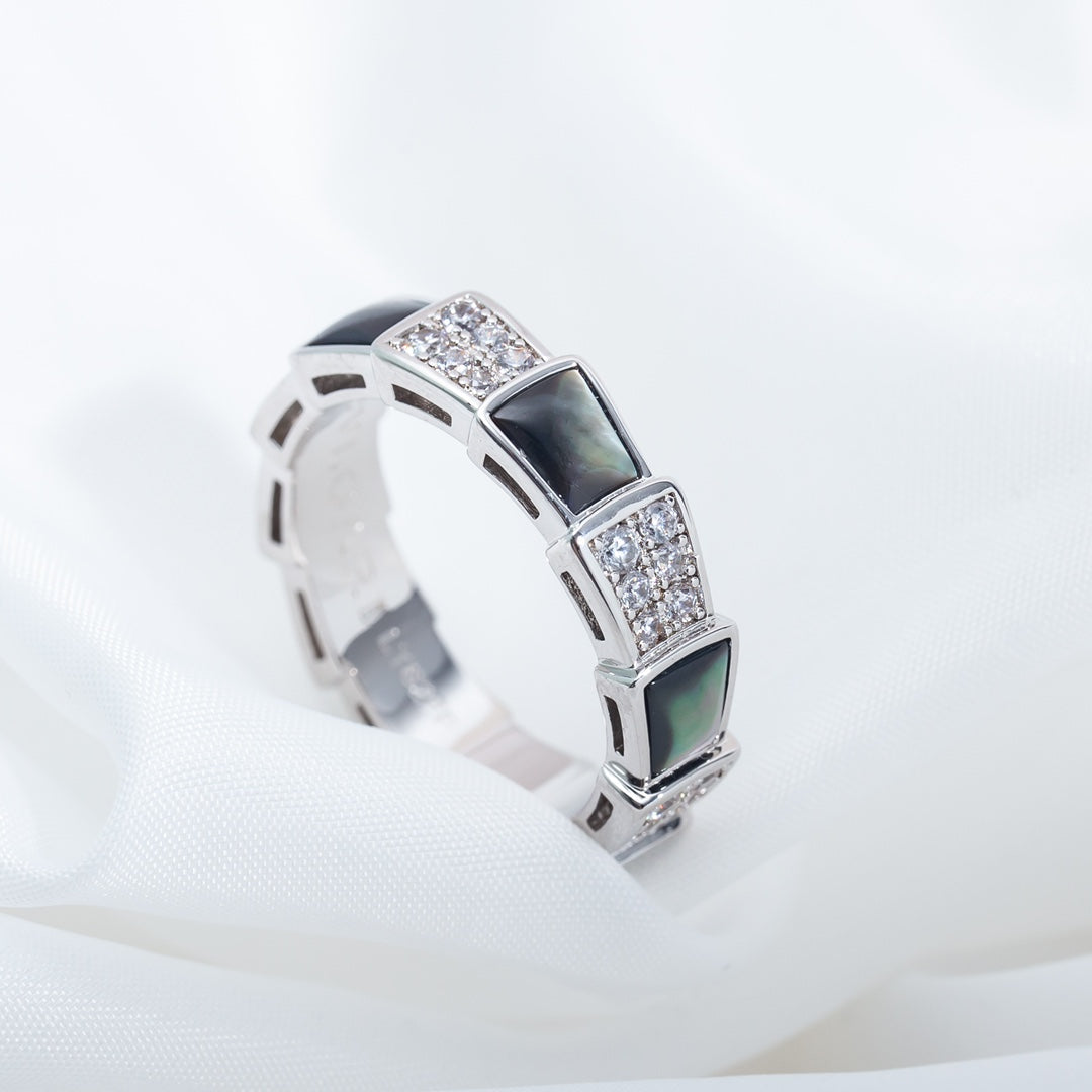 ANILLO LUXEIFY SERPENTI PLATA DIAMANTE NEGRO MOP 4MM