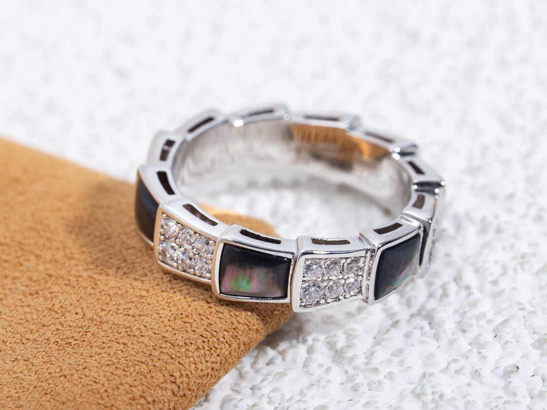 ANILLO LUXEIFY SERPENTI PLATA DIAMANTE NEGRO MOP 4MM