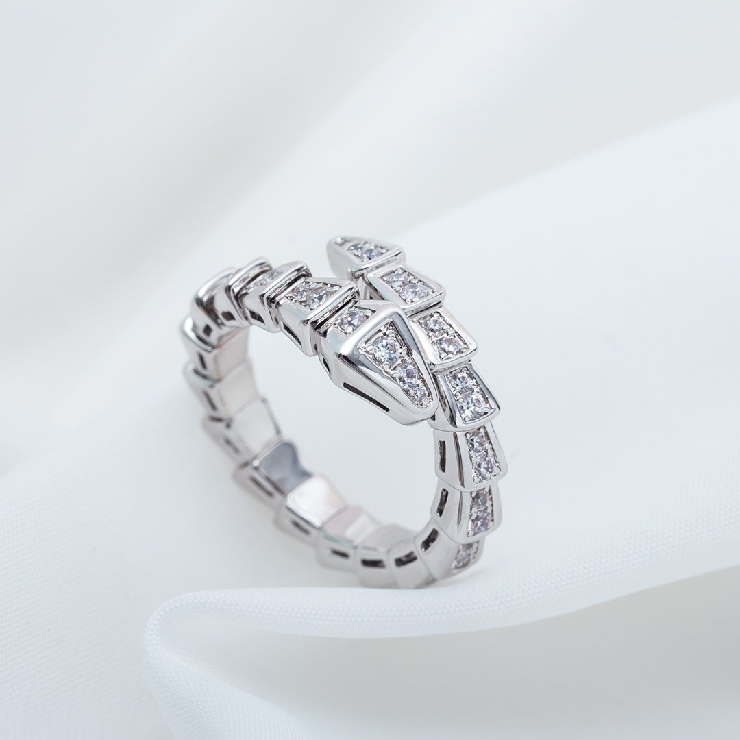 LUXEIFY SERPENTI RING SILVER DIAMOND PAVED 4MM