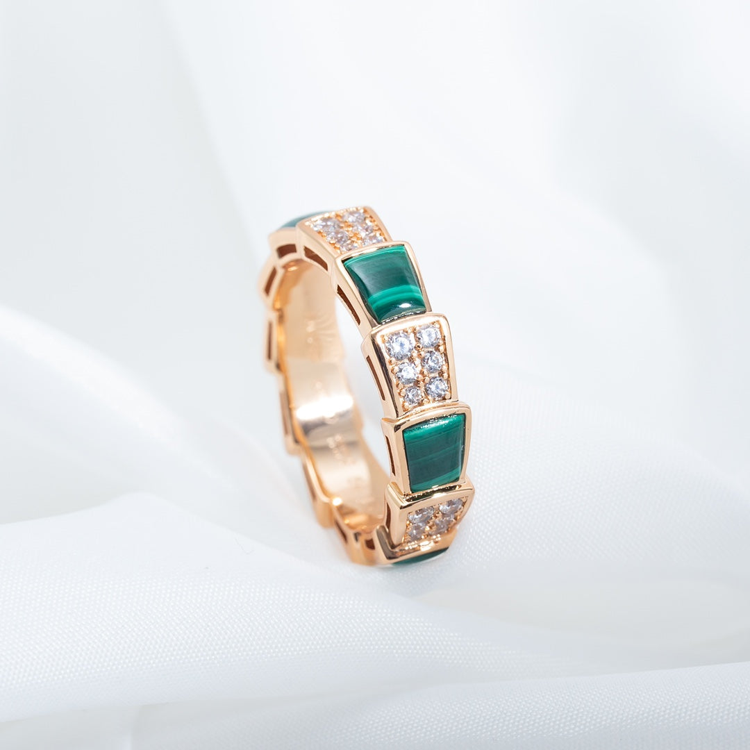 LUXEIFY SERPENTI RING PINK GOLD MALACHITE DIAMOND PAVED 4MM