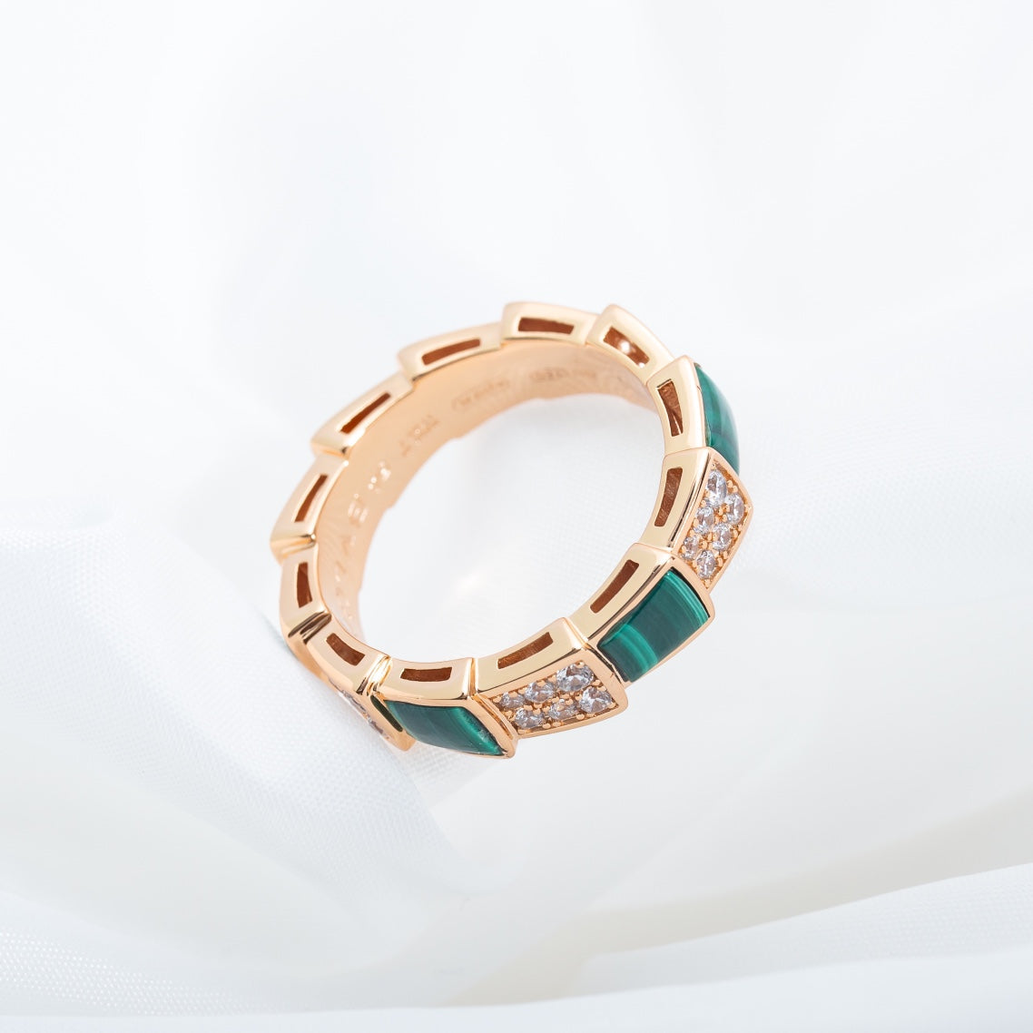 LUXEIFY SERPENTI RING PINK GOLD MALACHITE DIAMOND PAVED 4MM