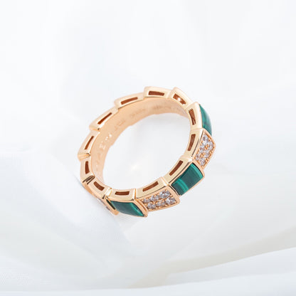 LUXEIFY SERPENTI RING PINK GOLD MALACHITE DIAMOND PAVED 4MM