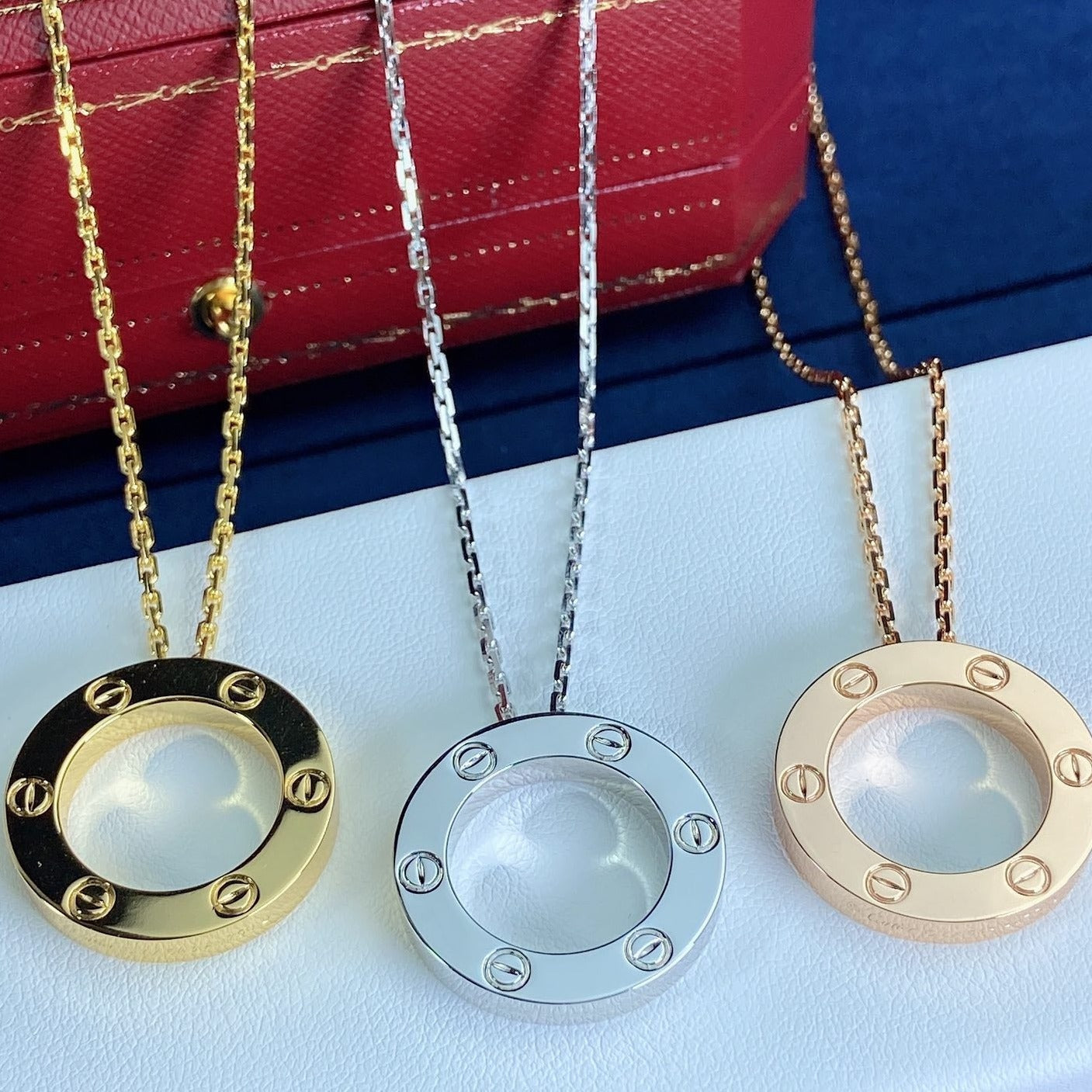 LUXEIFY LOVE NECKLACE 16MM