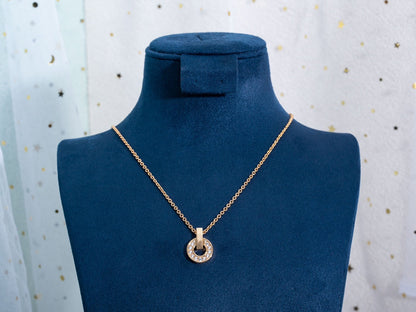 LUXEIFY GARI NECKLACE PINK GOLD DIAMOND