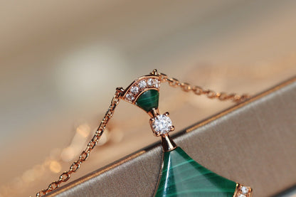 LUXEIFY DREAM NECKLACE MALACHITE DIAMOND