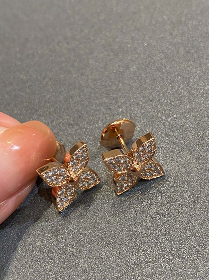 LUXEIFY STAR DIAMOND EARRINGS