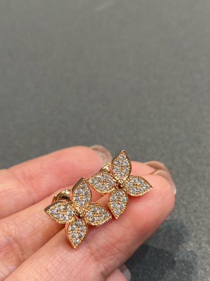 LUXEIFY STAR DIAMOND EARRINGS