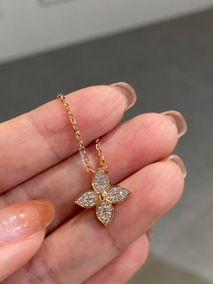 LUXEIFY STAR DIAMOND NECKALCE