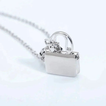 LUXEIFY AMULETTE PEDANT SILVER NECKLACE