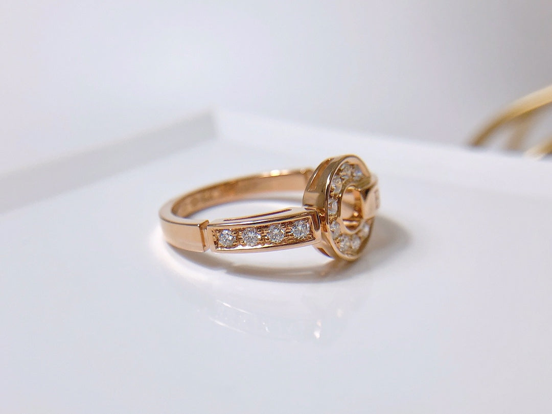 LUXEIFY DREAM RING DIAMOND PINK GOLD
