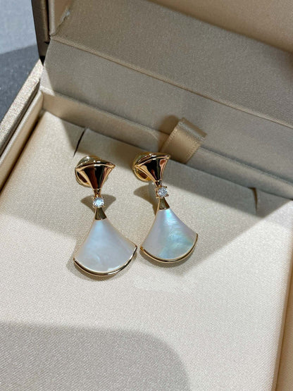 LUXEIFY DREAM MOP 1 DIAMOND EARRINGS