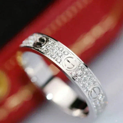 LUXEIFY LOVE RING 4MM DIAMOND PAVED