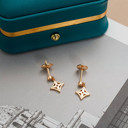 LUXEIFY STAR EARRINGS GOLD