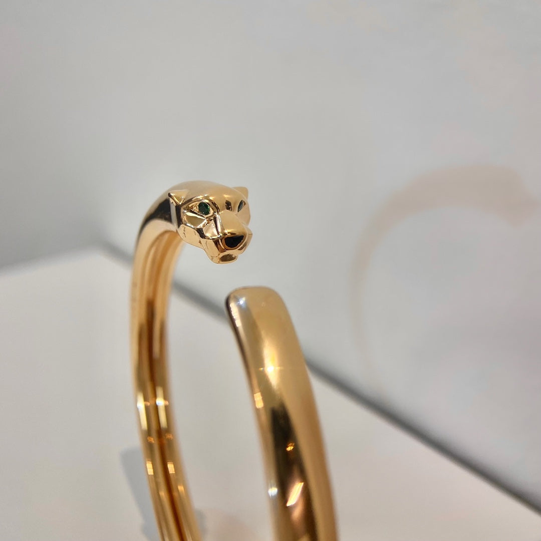 LUXEIFY PANTHERE GOLD OPEN BRACELET