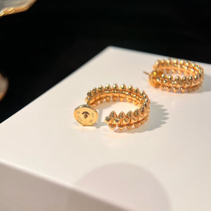 LUXEIFY CLASH EARRINGS