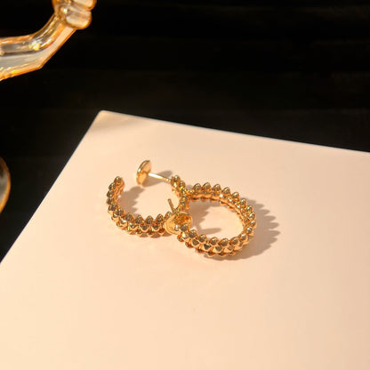 LUXEIFY CLASH EARRINGS