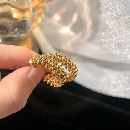 LUXEIFY CLASH EARRINGS