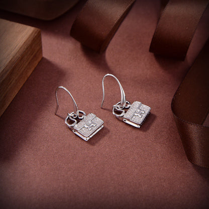 LUXEIFY KELLY DIAMOND EARRINGS