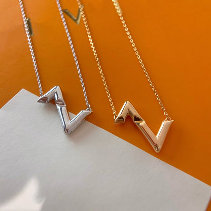 LUXEIFY VOLTE UPSIDE DOWN NECKLACE