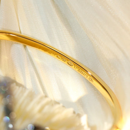 LUXEIFY VOLTE UPSITE DOWN GOLD DIAMOND BRACELET