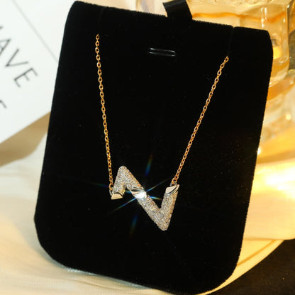 LUXEIFY VOLT SILVER DIAMOND PEDANT NECKLACE