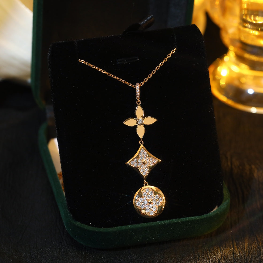 LUXEIFY STAR AND SUN DIAMOND PINK GOLD NECKLACE