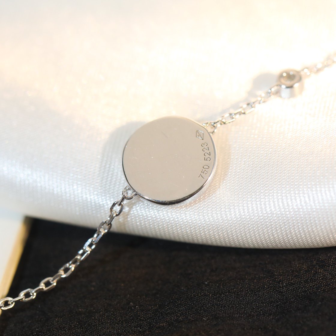 LUXEIFY SUN MOTIF PINK MOP SILVER BRACELET