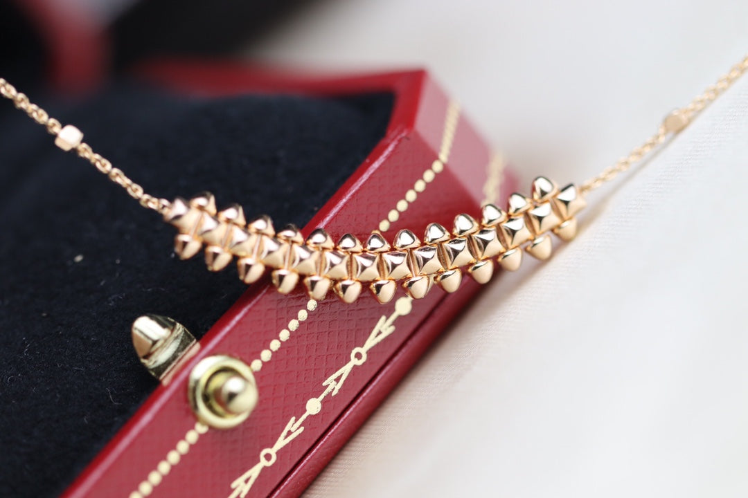 LUXEIFY CLASH PINK GOLD NECKLACE