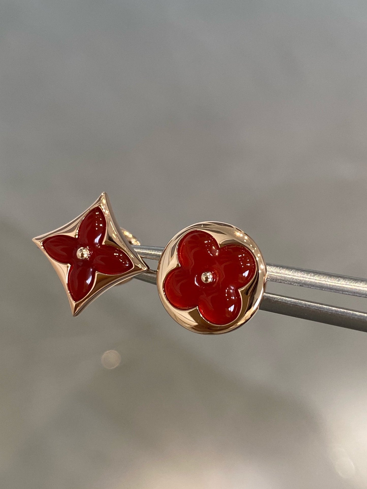LUXEIFY STAR AND SUN PINK GOLD CARNELIAN STUD EARRINGS