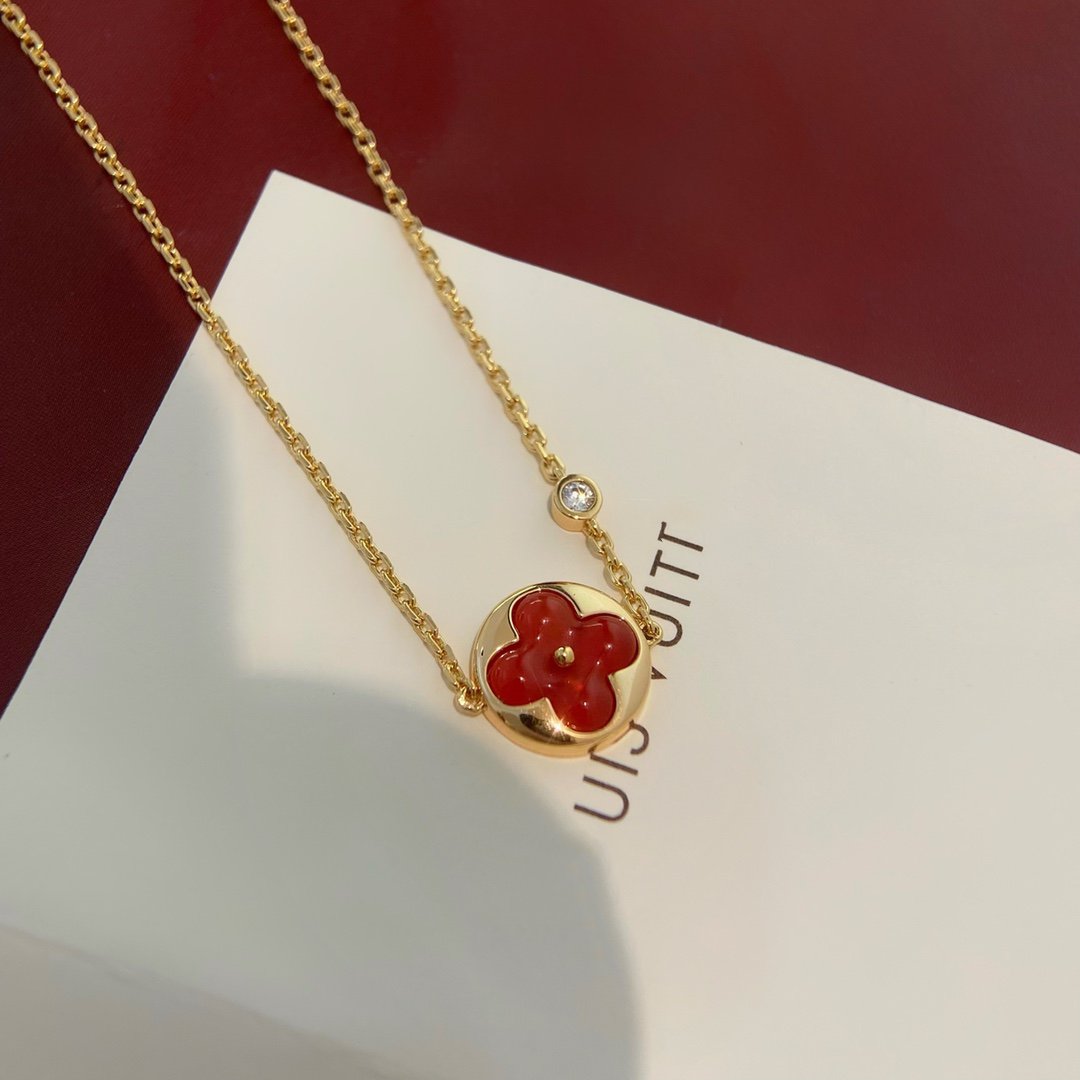LUXEIFY SUN PEDANT CARNELIAN BRACELET