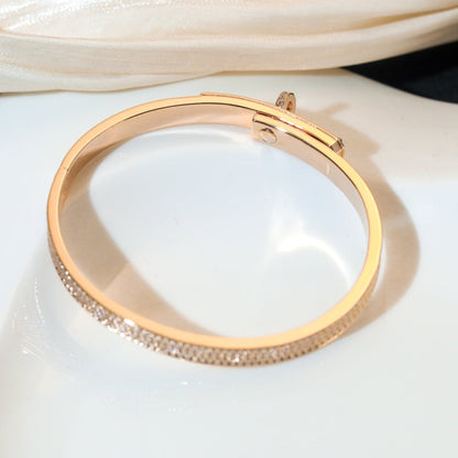 LUXEIFY KELLY BRACELET DIAMOND PAVED