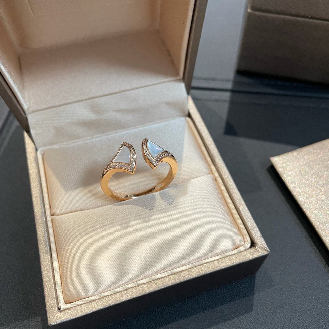 LUXEIFY DREAM MOP DIAMOND OPEN RING