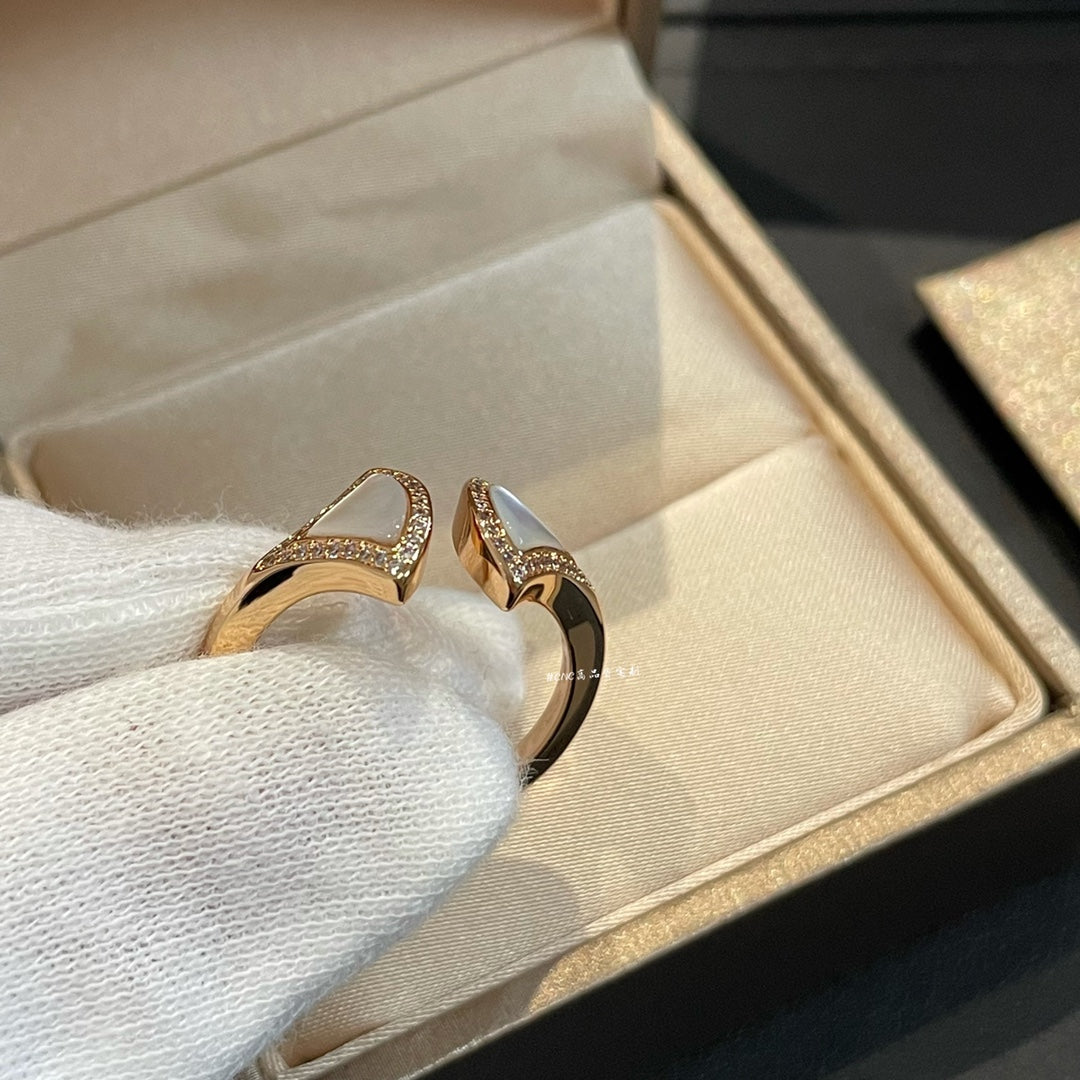 LUXEIFY DREAM MOP DIAMOND OPEN RING