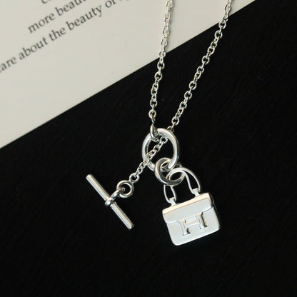 LUXEIFY POP H PEDANT SILVER NECKLACE