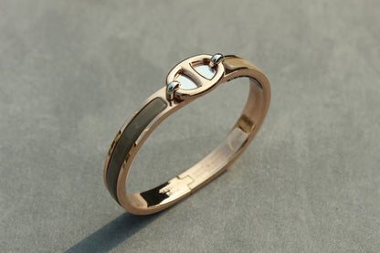 LUXEIFY CLIC CHAINE PINK GOLD BRACELET