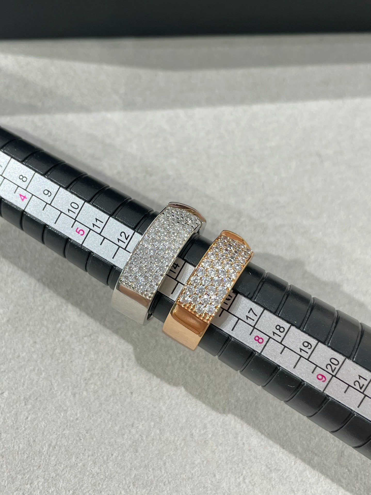 LUXEIFY LIENS EVIDENCE PINK GOLD DIAMOND PAVED RING