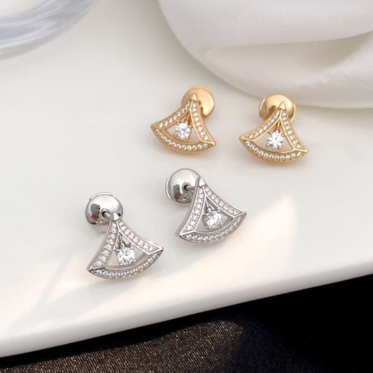 LUXEIFY DREAM MINI DIAMOND STUD EARRINGS