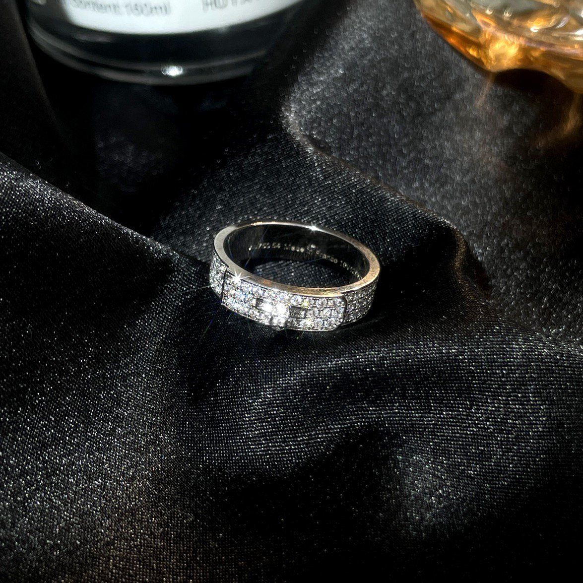 LUXEIFY KELLY SILVER DIAMOND RING