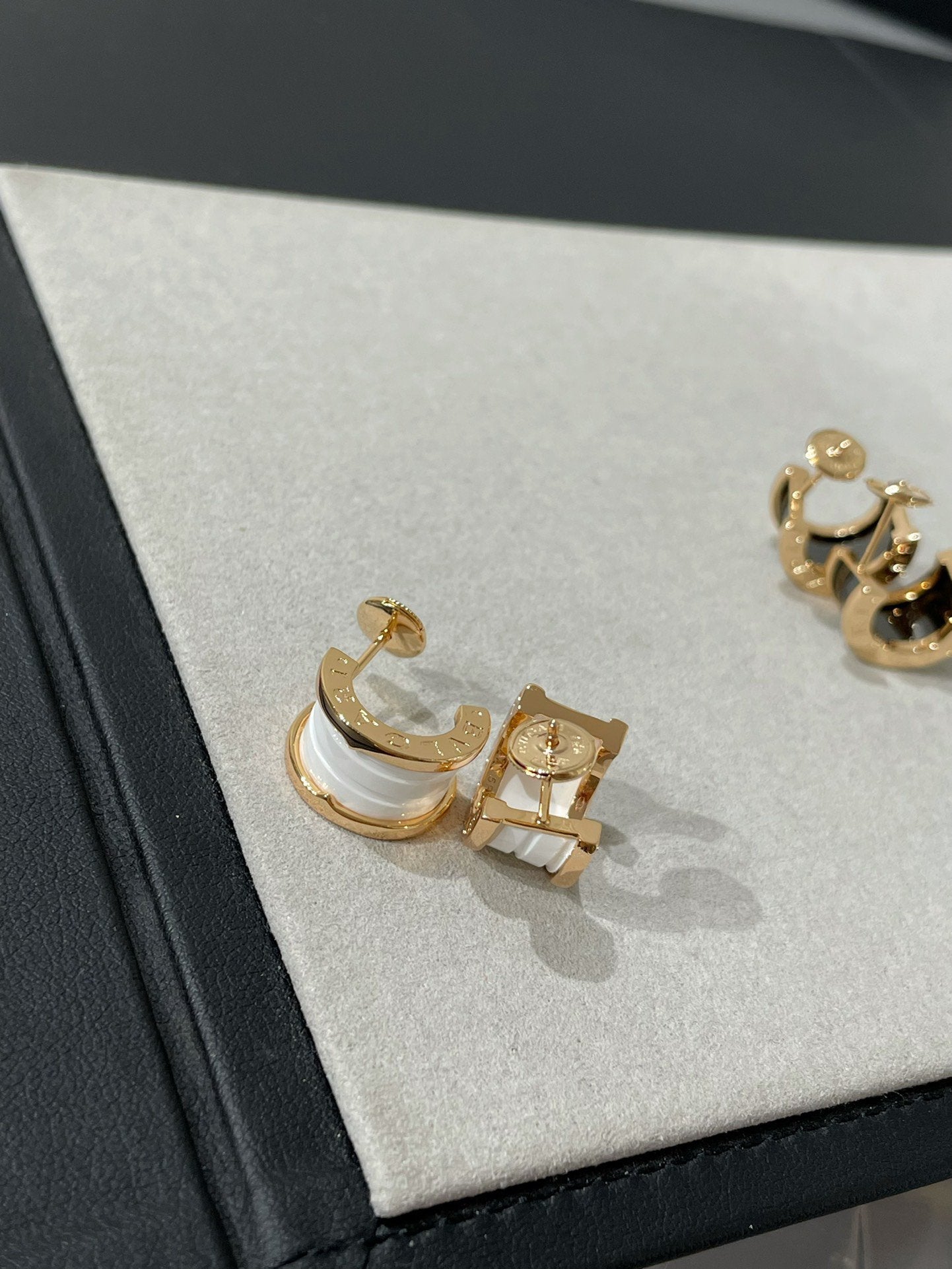 LUXEIFY ZERO 1 PINK GOLD CERAMIC EARRINGS
