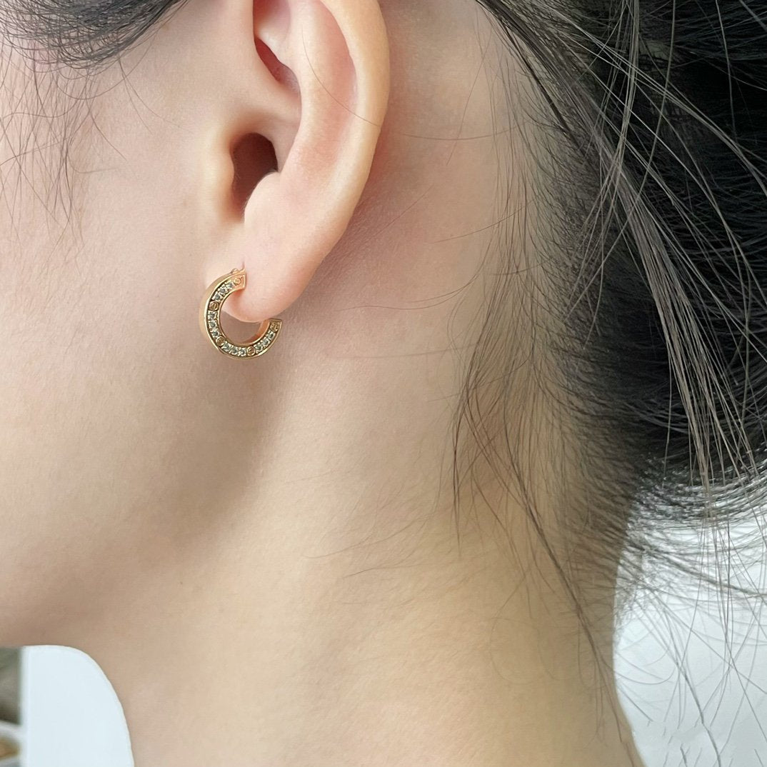 LUXEIFY LOVE DIAMOND EARRINGS