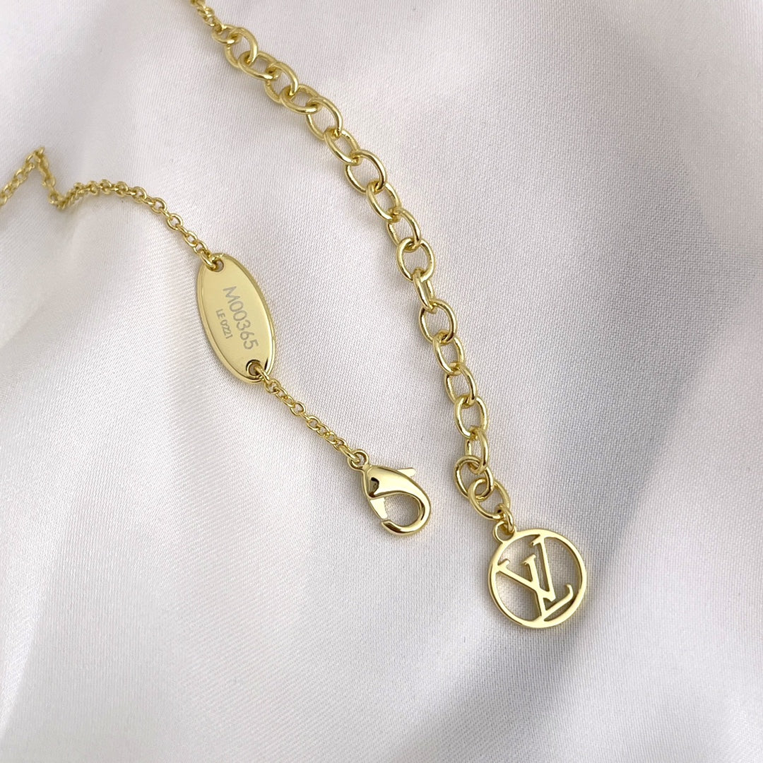 LUXEIFY LOUISETTE GOLD NECKLACE